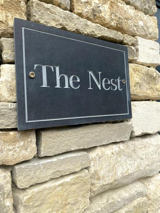 Stylish One Bedroom Cotswold Coach House *