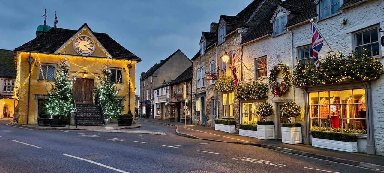 Apartment Stylish One Bedroom Cotswold Coach House *